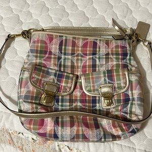 Coach Cross Tote Bag No Pollution. Crackless Collar Pink Green Chag Pattern